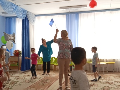 Игра "Чей отряд быстрее построится"