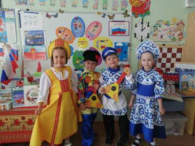 День флага РФ