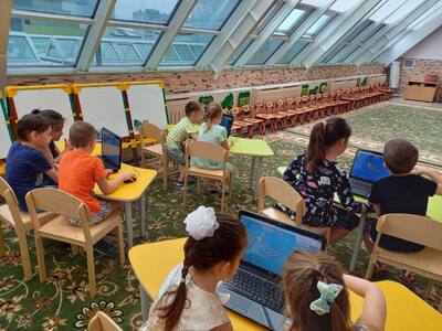 "ПиктоМир" на экране